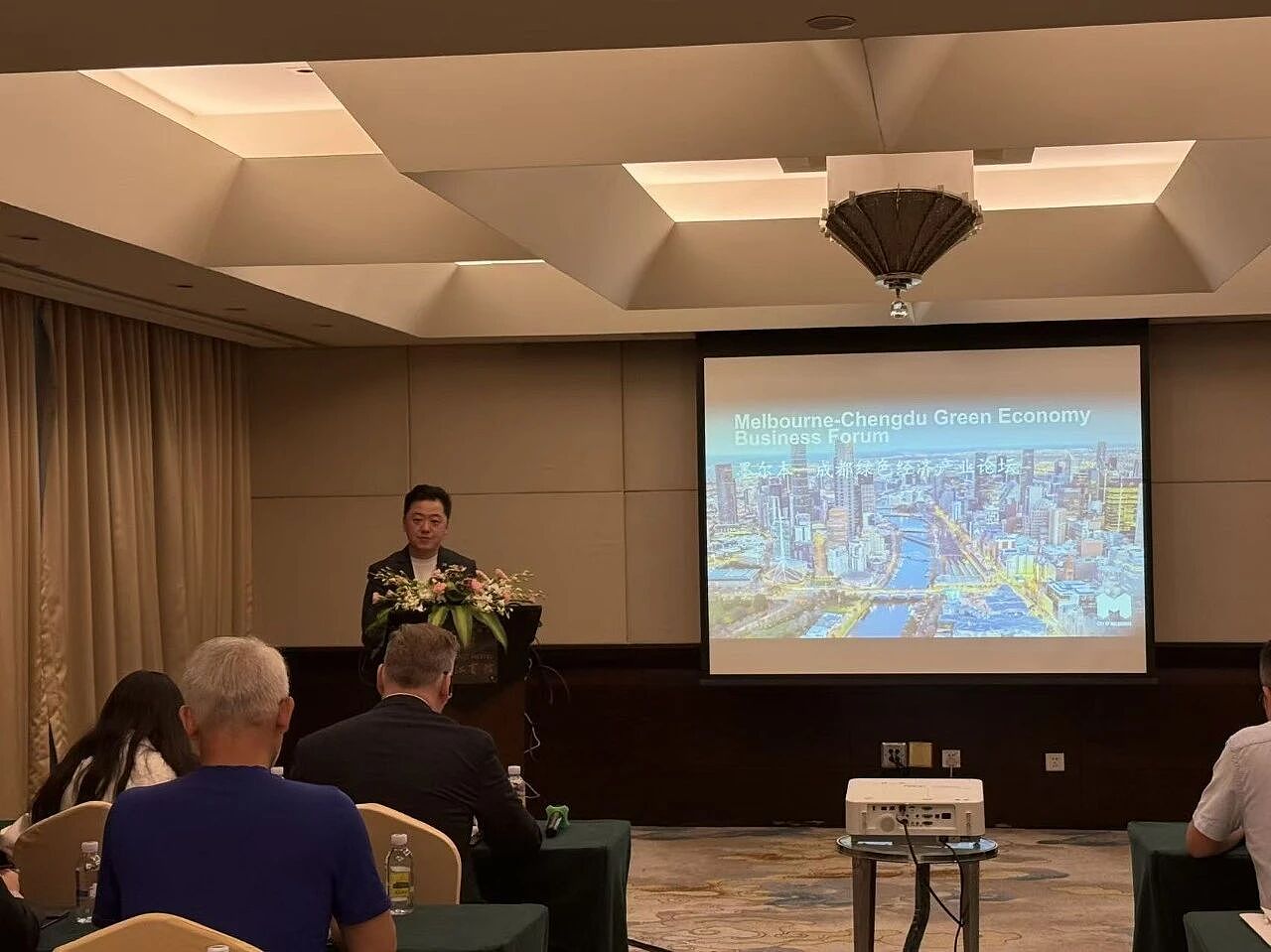 开启友城合作新篇章！墨尔本市长首访成都（组图） - 1