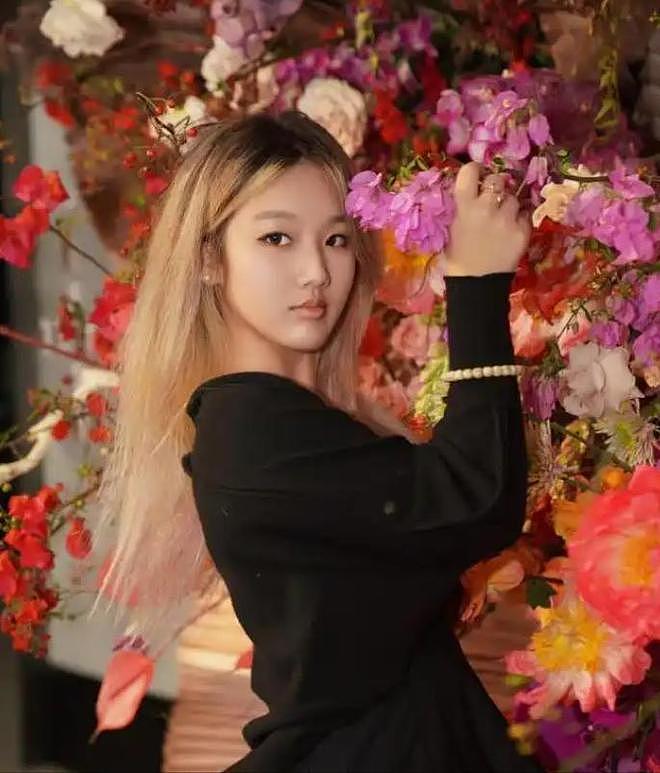田海蓉隐婚后频现争议，昔日“蛇蝎美人”现状引关注（组图） - 36