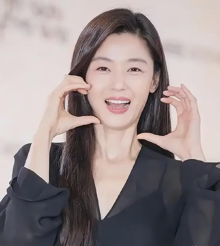 新剧上映仅9天，全智贤辱华言辞被全网抵制！网友：滚出中国市场（组图） - 3