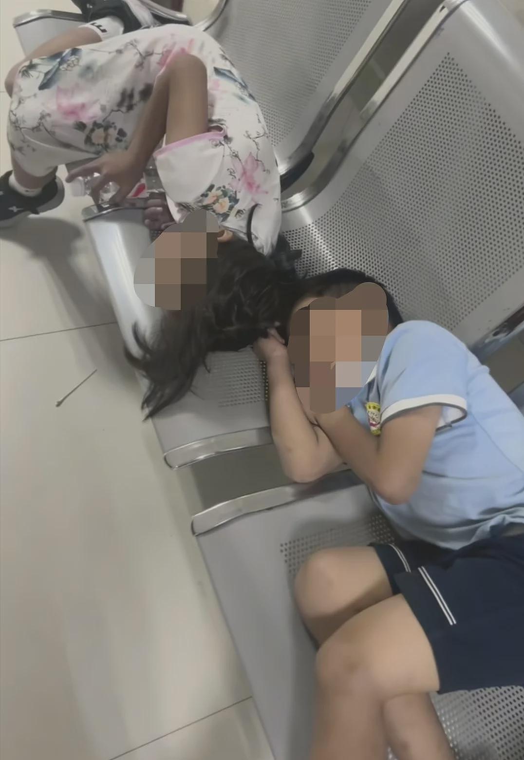 贵州上百名儿童集体食物中毒!家长:县领导让我们删视频(视频/组图) - 2