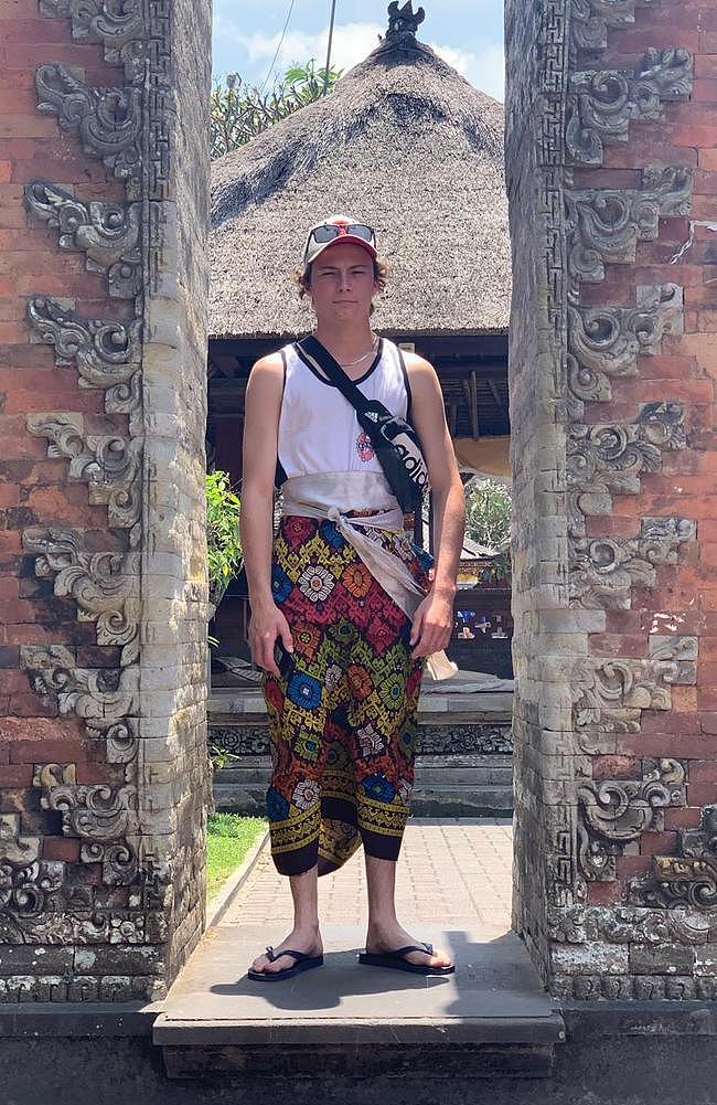 一名在巴厘岛去世的昆士兰男子,当遗体被运回澳大利亚时,发现体内心脏缺失(组图) - 3