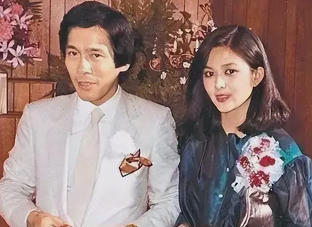 向太爆知名女星被骗婚！假豪门老公身家就一辆车，婚礼酒席还逃单（组图） - 16