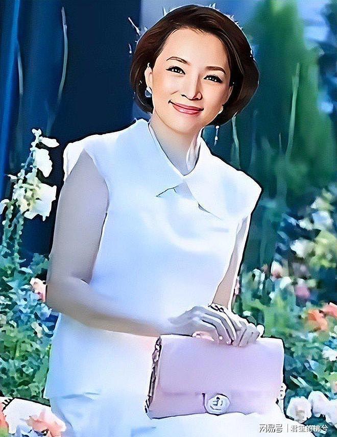 央视一姐董卿“陨落”!51岁的她成于自己,却败给婚姻与时代(组图) - 13