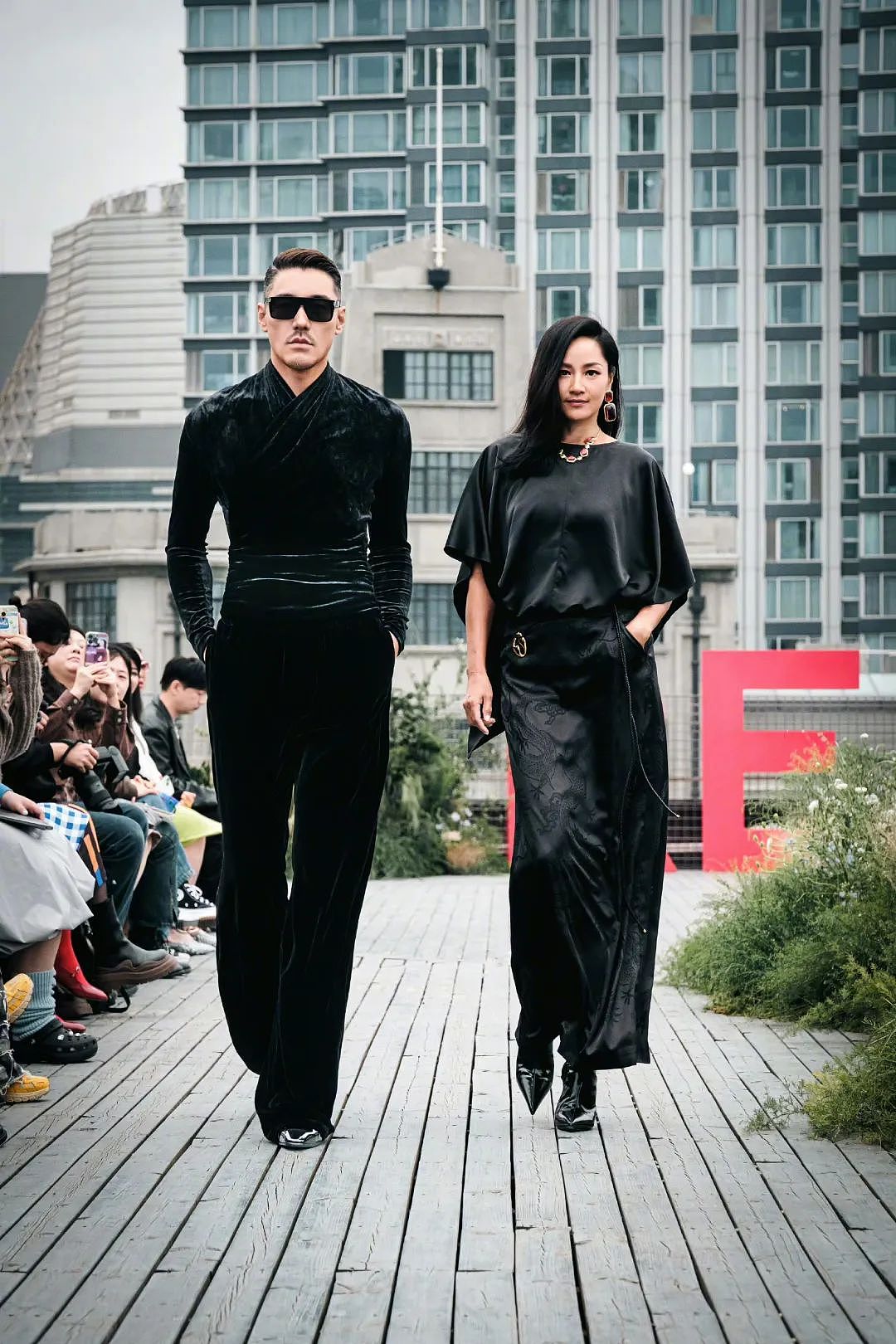 他是中国初代男模，一生未婚未育，扬言60岁成为亚洲最时髦的老头（组图） - 33