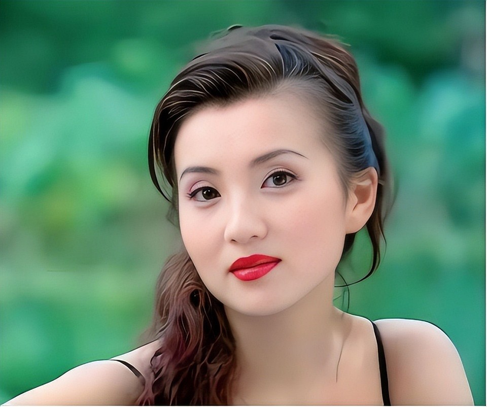 当年的万人迷，30岁嫁给二婚刘海峰，婚后连生3胎如今怎么样？（组图） - 2