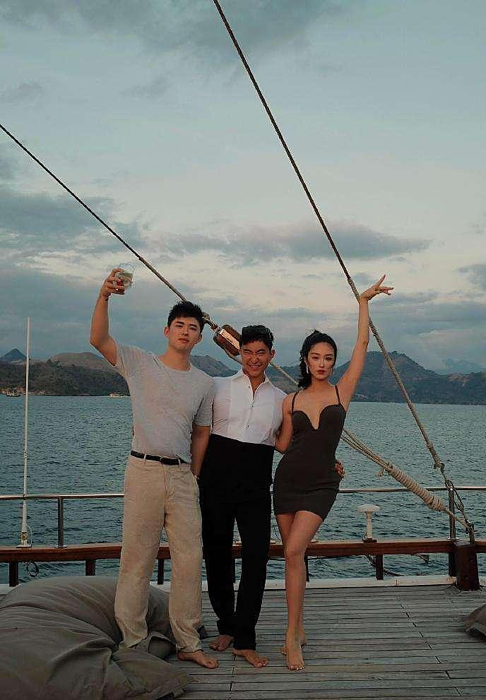 杨采钰官宣当妈，老公是超级富三代，她再也不是刘二菲了（组图） - 5