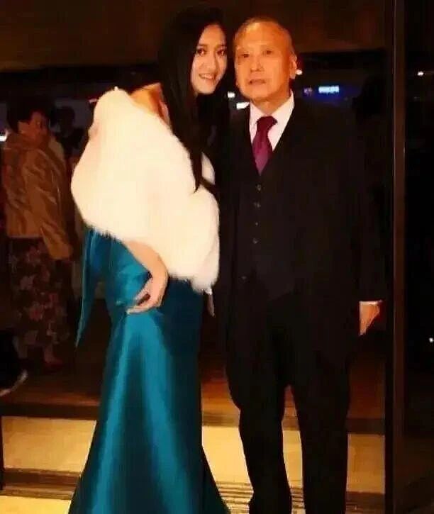 低调如她，为何稳坐“港圈第一名媛”宝座？（组图） - 35