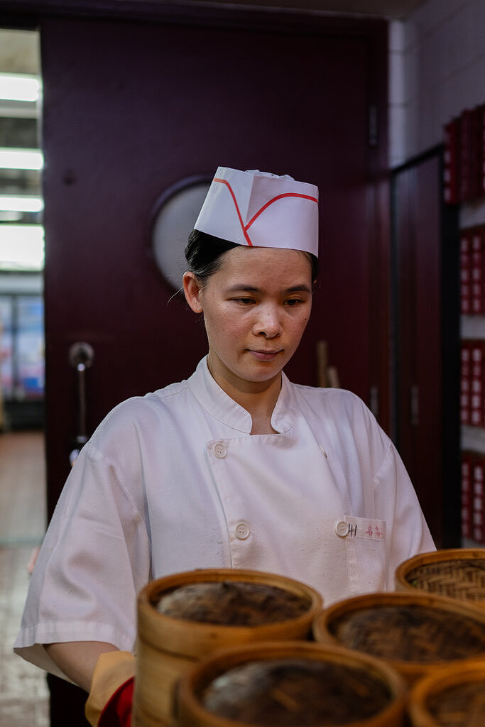 “点心车阿姨”谢幕:香港传统早茶文化渐成回忆(组图) - 9
