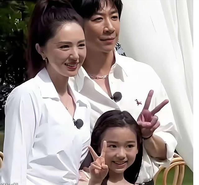 董璇婚前“悬崖勒马”，彻底暴露前夫嘴脸，“翻红”内幕捂不住了（组图） - 27