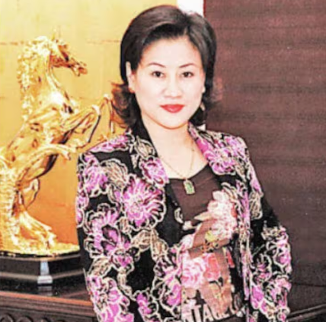 炸了： 华人女首富竟不是加拿大税务居民？ 坐拥3家商场＋豪宅（组图） - 9