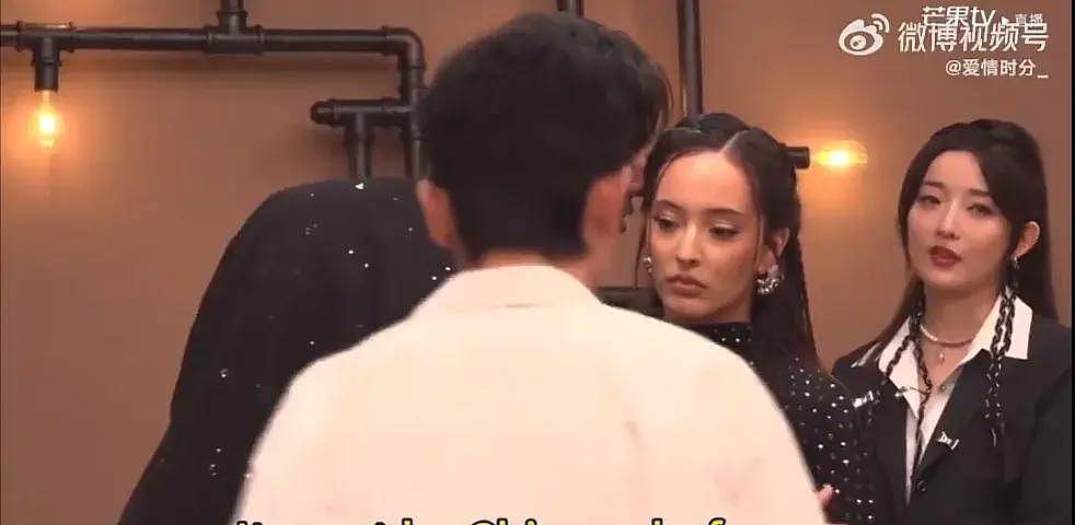 “歌手”黑幕?迪玛希后台忘关麦克风爆出大瓜(组图) - 4