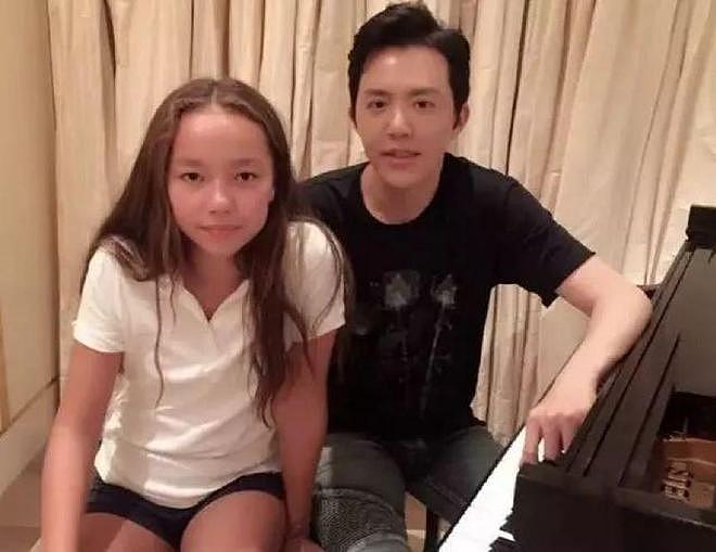 邓文迪俩女儿：乖巧懂事深得默多克宠爱，老大进高盛，老二更厉害（组图） - 9
