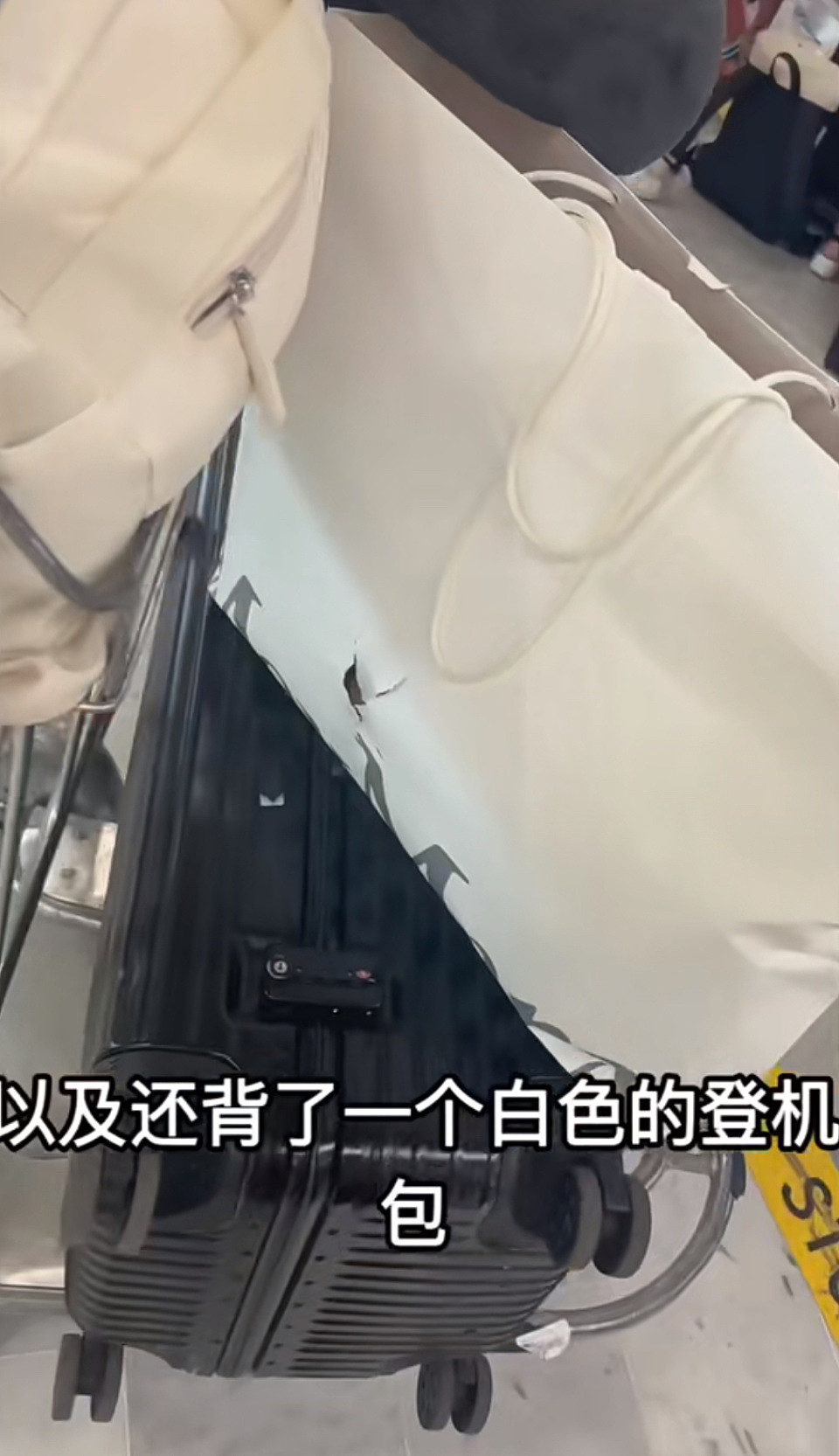“黑人男子扑过来!”中国女生在巴黎列车上遭恶汉袭击抢劫:死拽着我不放(视频/组图) - 3