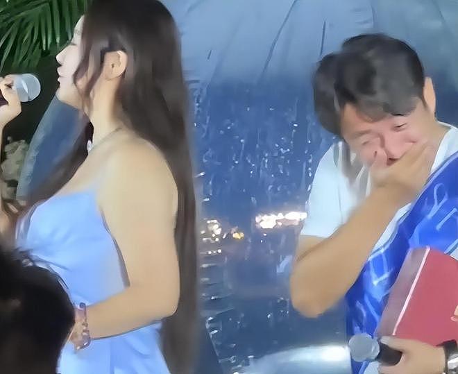 邹市明夫妇参加婚宴,冉莹颖喝多上台吹瓶!拳王羞愧捂脸(组图) - 19
