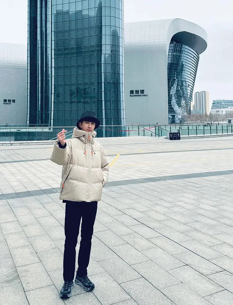 于朦胧遗产被扒,经济没有崩盘,收入细节曝光十分可观(组图) - 18