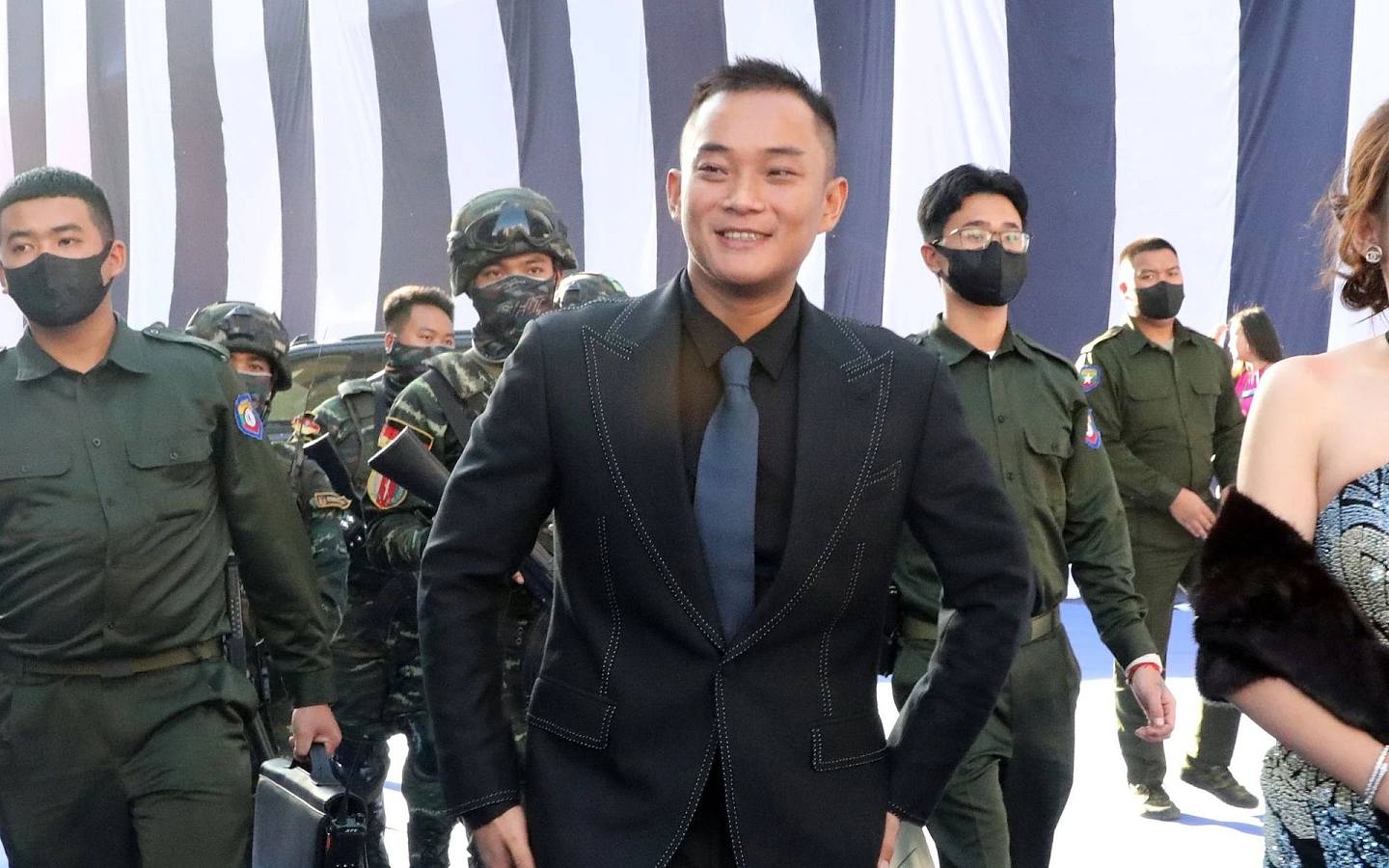缅北“四大家族”白家21人深圳受审！涉诈骗、贩毒、杀人等12宗罪（组图） - 3