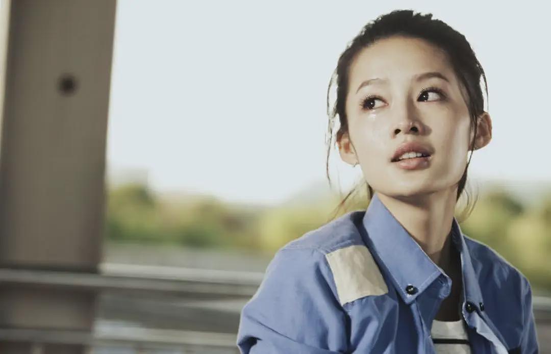 陈道明没说错,不拍戏就“消失”的李沁,已走上女演员另一条大道(组图) - 9