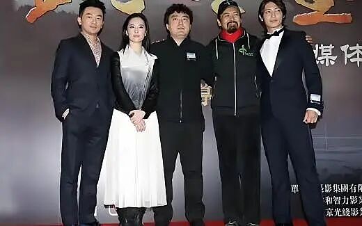 【社交】《731》12.5亿！妻子产后9天就进组，女儿出生12天就参演，导演赵林山死磕11年值吗（组图） - 9