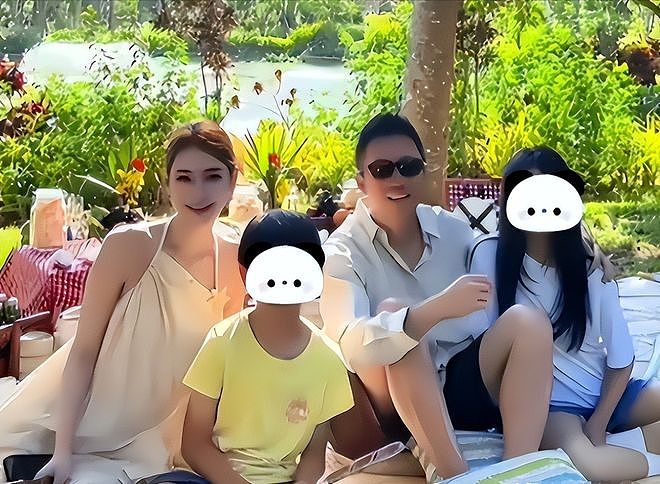 2.2亿遗产飞了!具俊晔拒赴S妈鸿门宴不装了(组图) - 12
