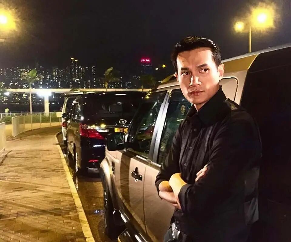 恭喜！香港知名男星宣布再婚补办婚礼，50岁老来得女再当爸（组图） - 6