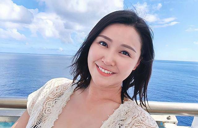 TVB知名女星转行从政，登豪华游轮晒泳装照（组图） - 2