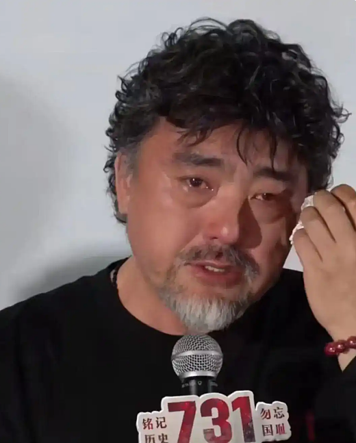 【社交】《731》12.5亿！妻子产后9天就进组，女儿出生12天就参演，导演赵林山死磕11年值吗（组图） - 15