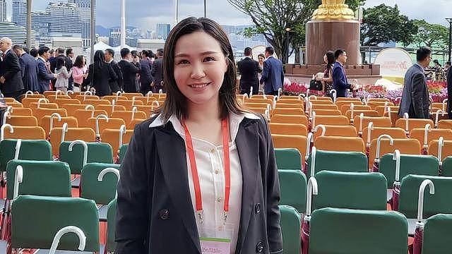 TVB知名女星转行从政，登豪华游轮晒泳装照（组图） - 8