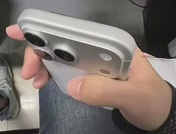 第一批入手iPhone新机的用户已经“翻车了”(组图) - 7