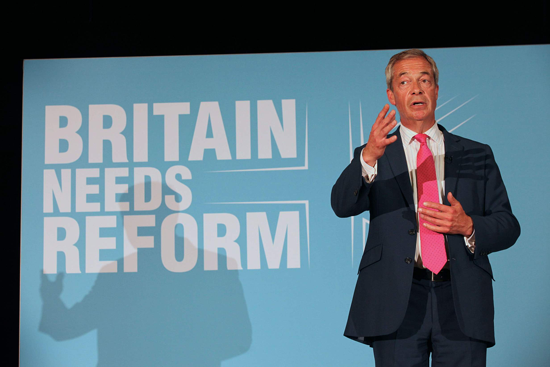 英国要取消永居?下任首相热门人选放话:禁用NHS、门槛继续提高!全网炸锅...(组图) - 4