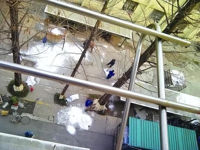 不止喜马拉雅!九寨沟圆明园都曾遭破坏,陈凯歌张纪中被点名批评(组图) - 5