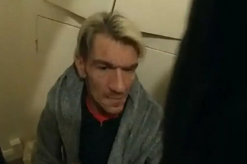 炸裂！英国男子故意传播艾滋病，哄骗性侵400名男性，如今警方急寻受害者们...（组图） - 9