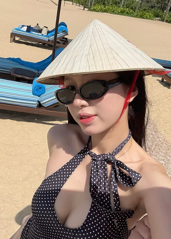 【美女】越南穿搭博主!皮肤犹如水蜜桃!原来真有又瘦又有肉的存在(组图) - 3