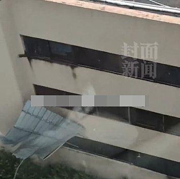 台风桦加沙致铁皮乱飞，砸碎珠海酒店窗户，住客称心灵受伤（组图） - 1