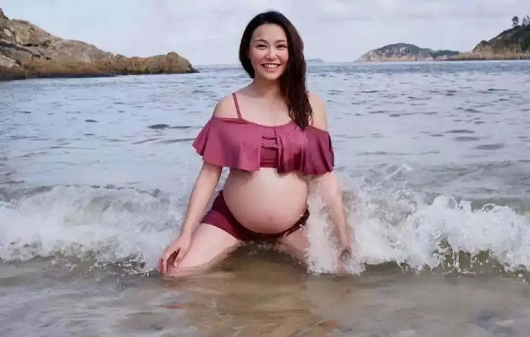 TVB知名女星转行从政，月收入稳定在7万港币，登豪华游轮晒泳装照（组图） - 10