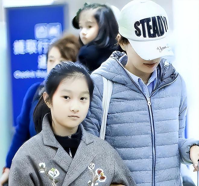 49岁马伊琍没想到，辛苦养大的17岁女儿文君竹，早为亲爹文章争光（组图） - 15