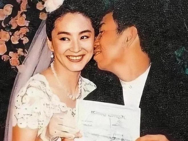 看完林青霞和秦汉合影，再看她和邢李㷧合影，生理性喜欢显而易见（组图） - 3