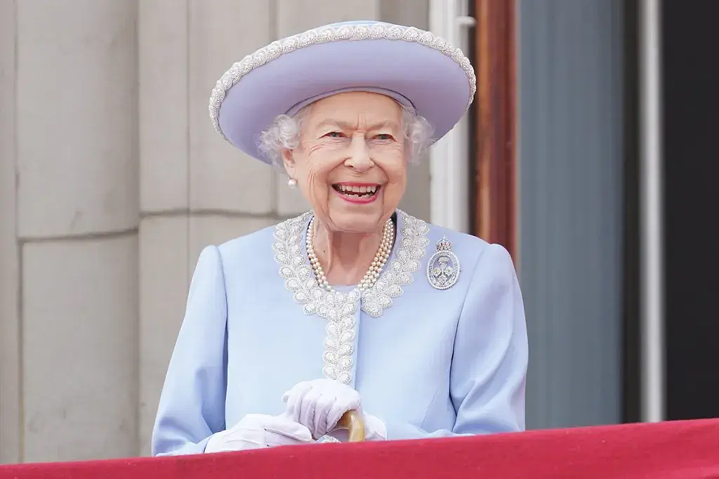 英女王真正死因曝光！去世前罹患严重骨癌，靠意志力硬撑比医生预计多活1年（组图） - 4