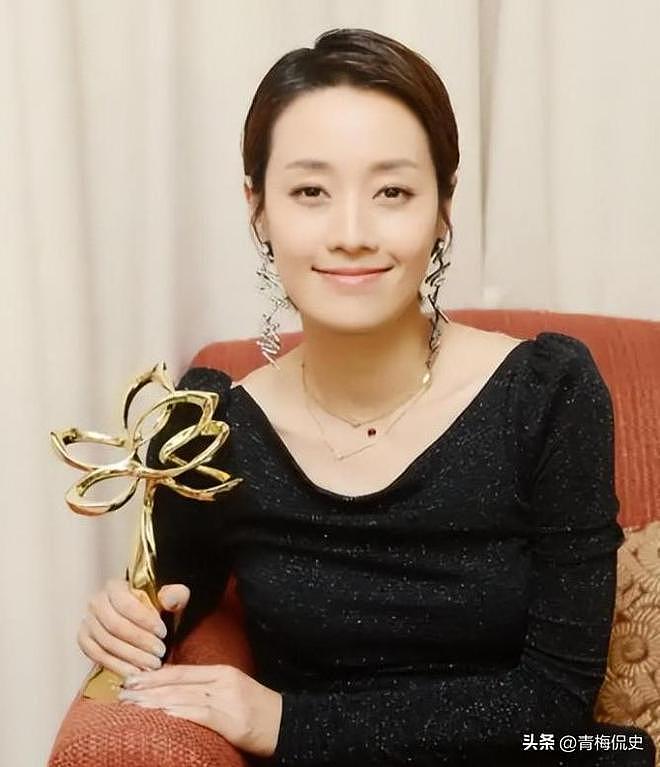 49岁马伊琍没想到，辛苦养大的17岁女儿文君竹，早为亲爹文章争光（组图） - 30
