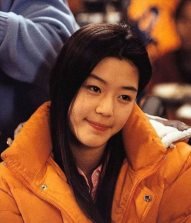 从韩娱女神到“双面人”:全智贤的大女主人设,本就摇摇欲坠?(组图) - 11