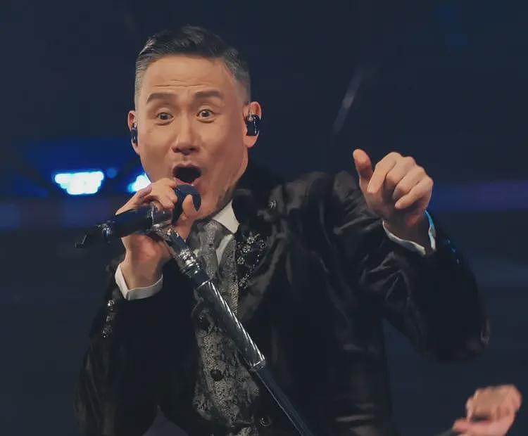 张学友被吐槽区别对待，演唱会门票香港比内地便宜，靠人气割韭菜（组图） - 1