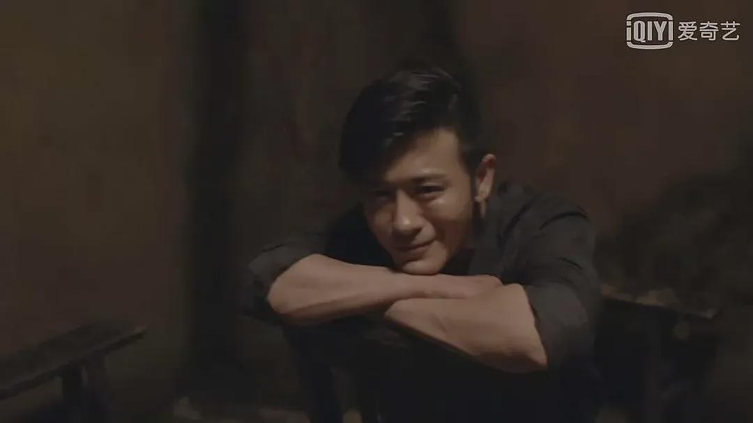 亲妈是导演，干妈是导演，20年都捧不红他，却在娶妻改名后火了（组图） - 6