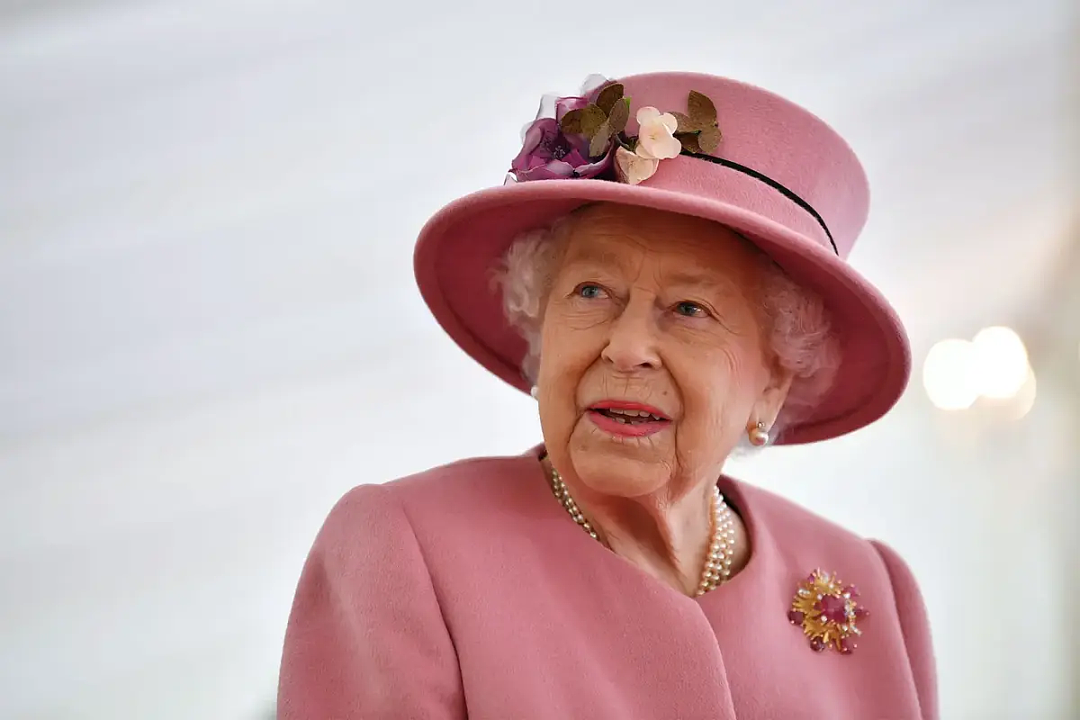 英女王真正死因曝光！去世前罹患严重骨癌，靠意志力硬撑比医生预计多活1年（组图） - 12