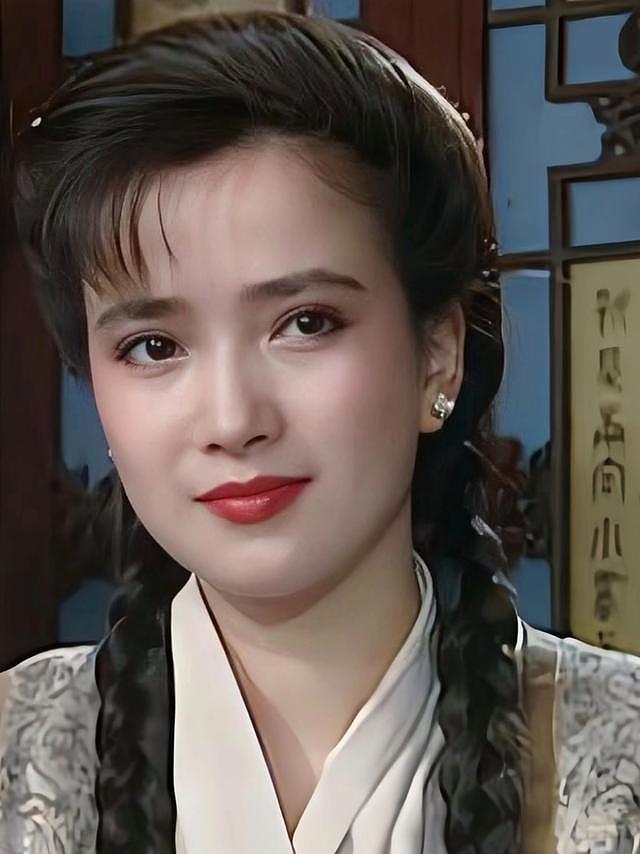 三代“古装第一美人”，吊打流量小花：蒋勤勤、陈红比美，谁赢了（组图） - 9