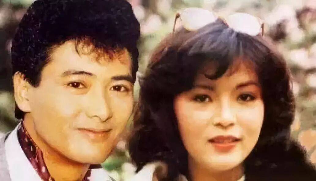 宣布终生单身！18岁公开恋情，两位天王为她痴迷，今男女通吃超爱玩？（组图） - 22
