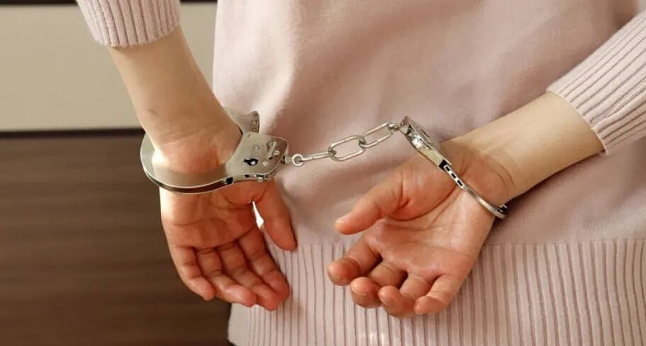 为取消航班谎称机上有炸弹,中国夫妇在马来西亚被捕(组图) - 2