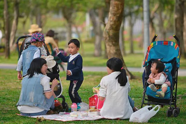 开放“一孩家庭”请外佣？台湾提议为何引发分歧（组图） - 6
