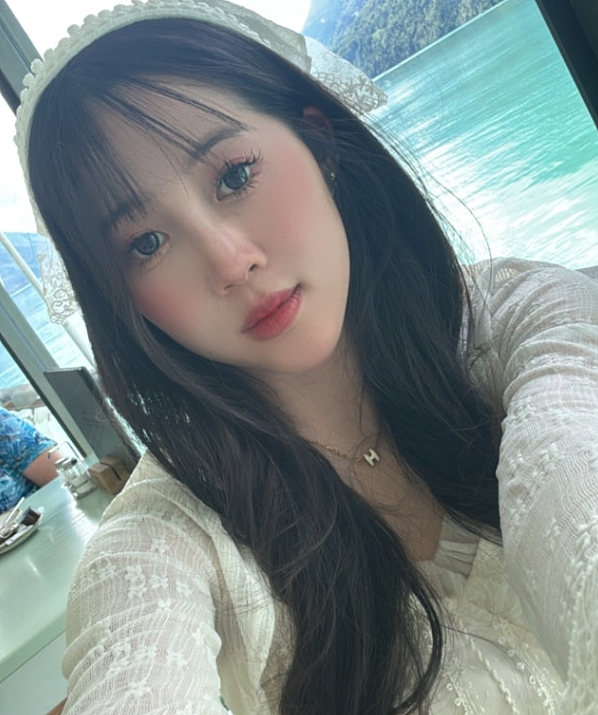 往死里打!台女英国遭4白人少女围殴扯头发, 当地人冷眼旁观(图) - 3