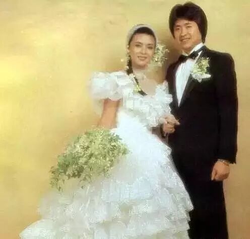 宣布终生单身！18岁公开恋情，两位天王为她痴迷，今男女通吃超爱玩？（组图） - 36