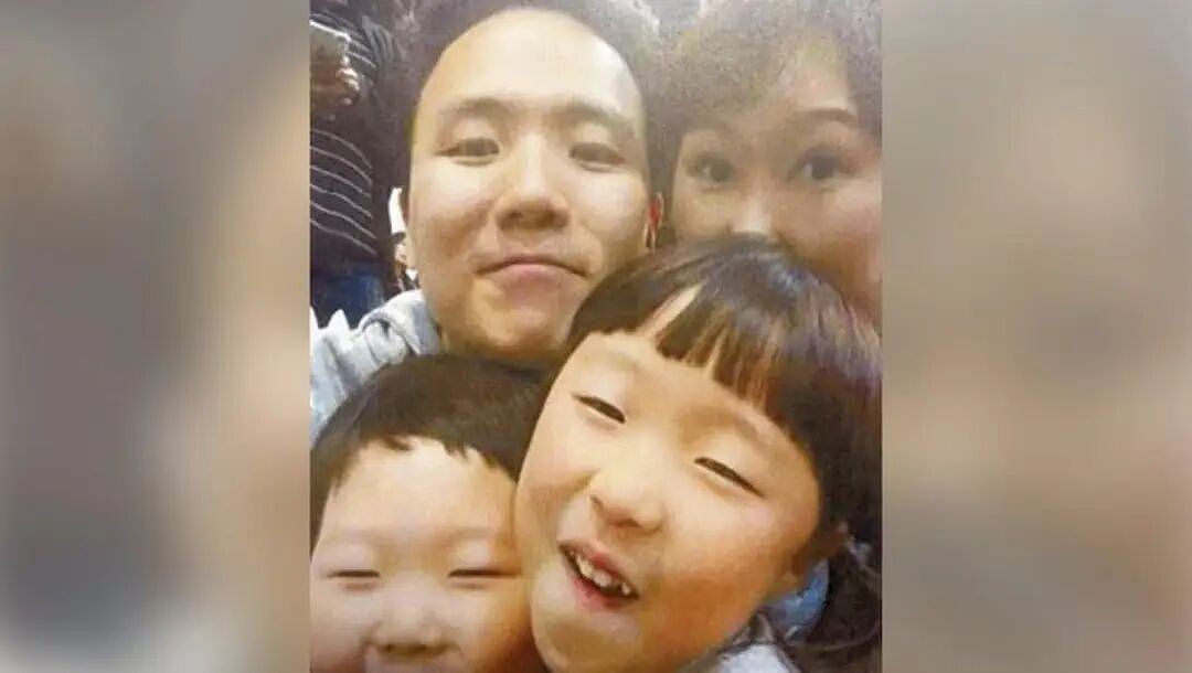 杀害儿女后，她精心打扮，从容逃往海外！新西兰夫妇买下她的“盲盒”，开箱瞬间崩溃（组图） - 19