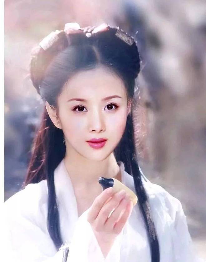 三代“古装第一美人”，吊打流量小花：蒋勤勤、陈红比美，谁赢了（组图） - 38